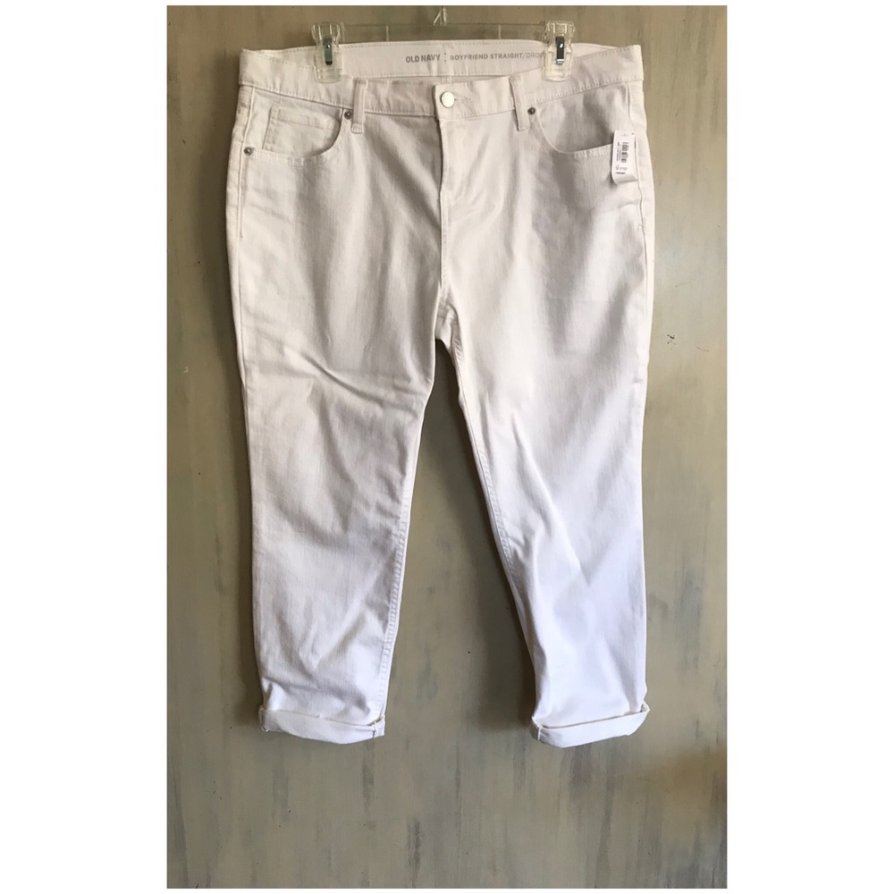 Old Navy Women’s Short Boyfriend Jean